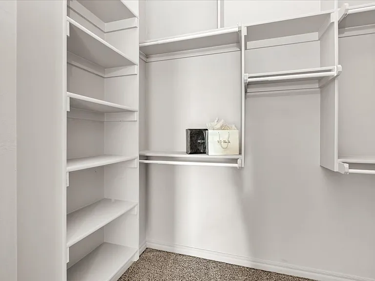 5316 Lannister Ln — Photo 18