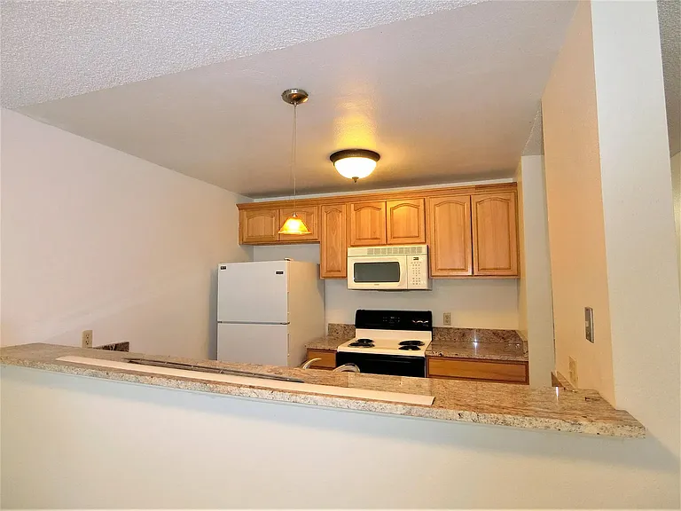 5842 NE 75th St #C107 — Photo 2