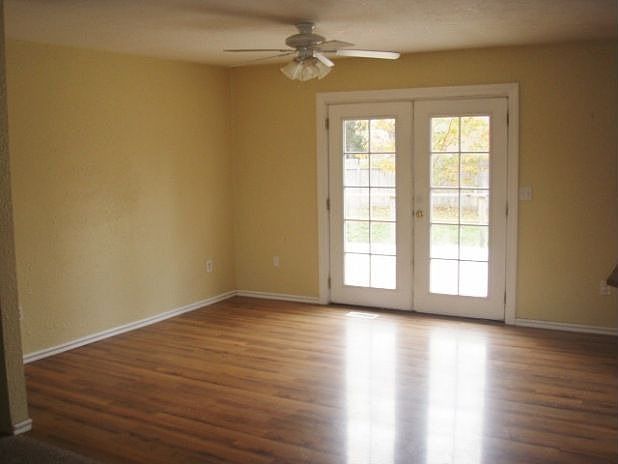 2nd image of 2263 Sadie Dr