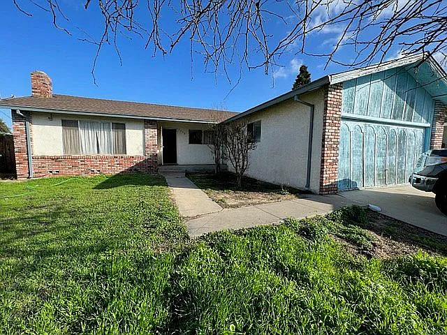 2480 Murray St photo 1