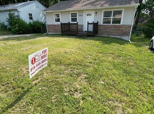 2329 S Englewood Ct, Independence, MO 64052