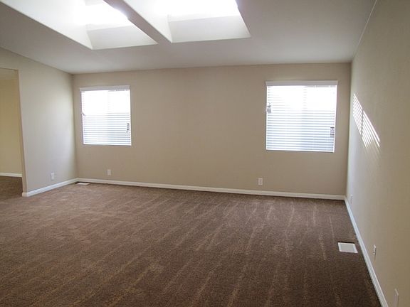2nd image of 154 Chateau La Salle Dr #154