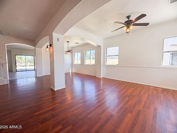 3rd image of 38487 N LAMAR Drive