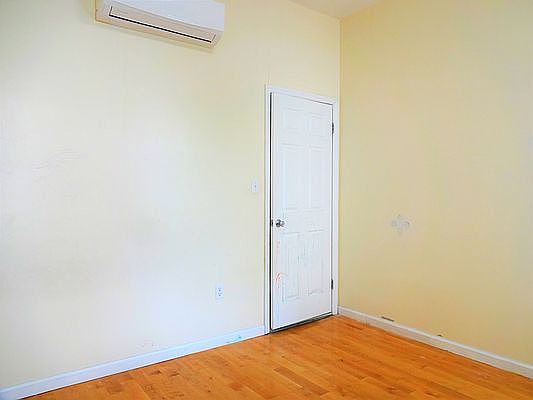 2nd image of 1007 Broadway #2R