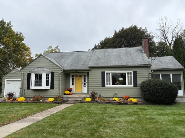 46 Cherry Hl, Holyoke, MA 01040