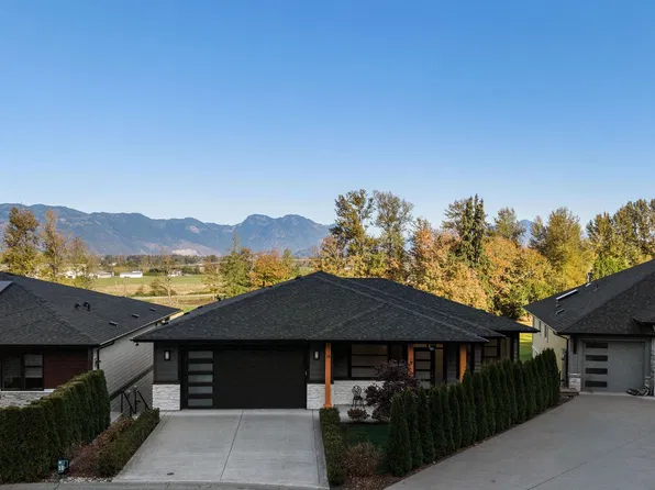 50778 Ledgestone Pl #16, Chilliwack, BC V2P 0E7