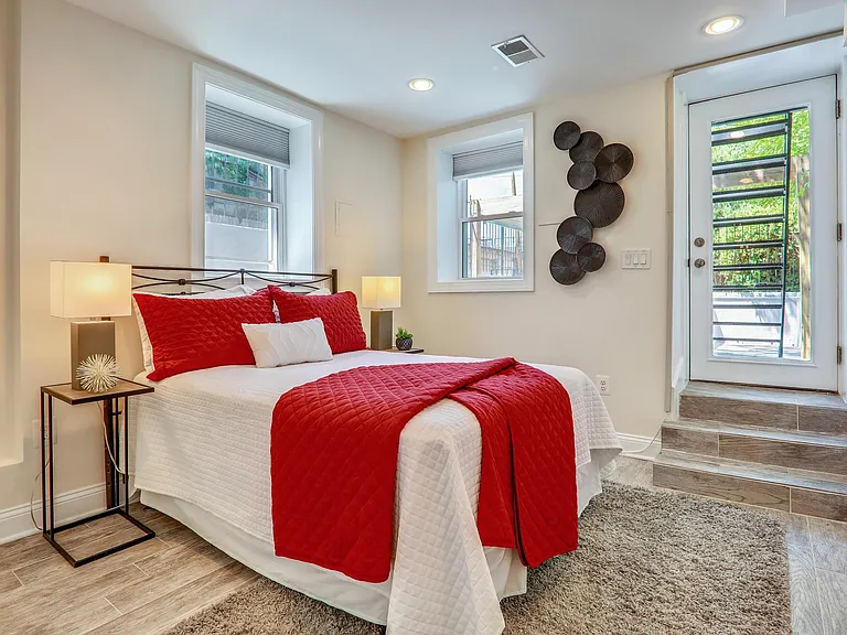 1211 Clifton St NW #B — Photo 18