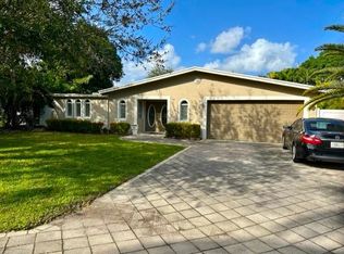 211 SW 17th St, Pompano Beach, FL 33060