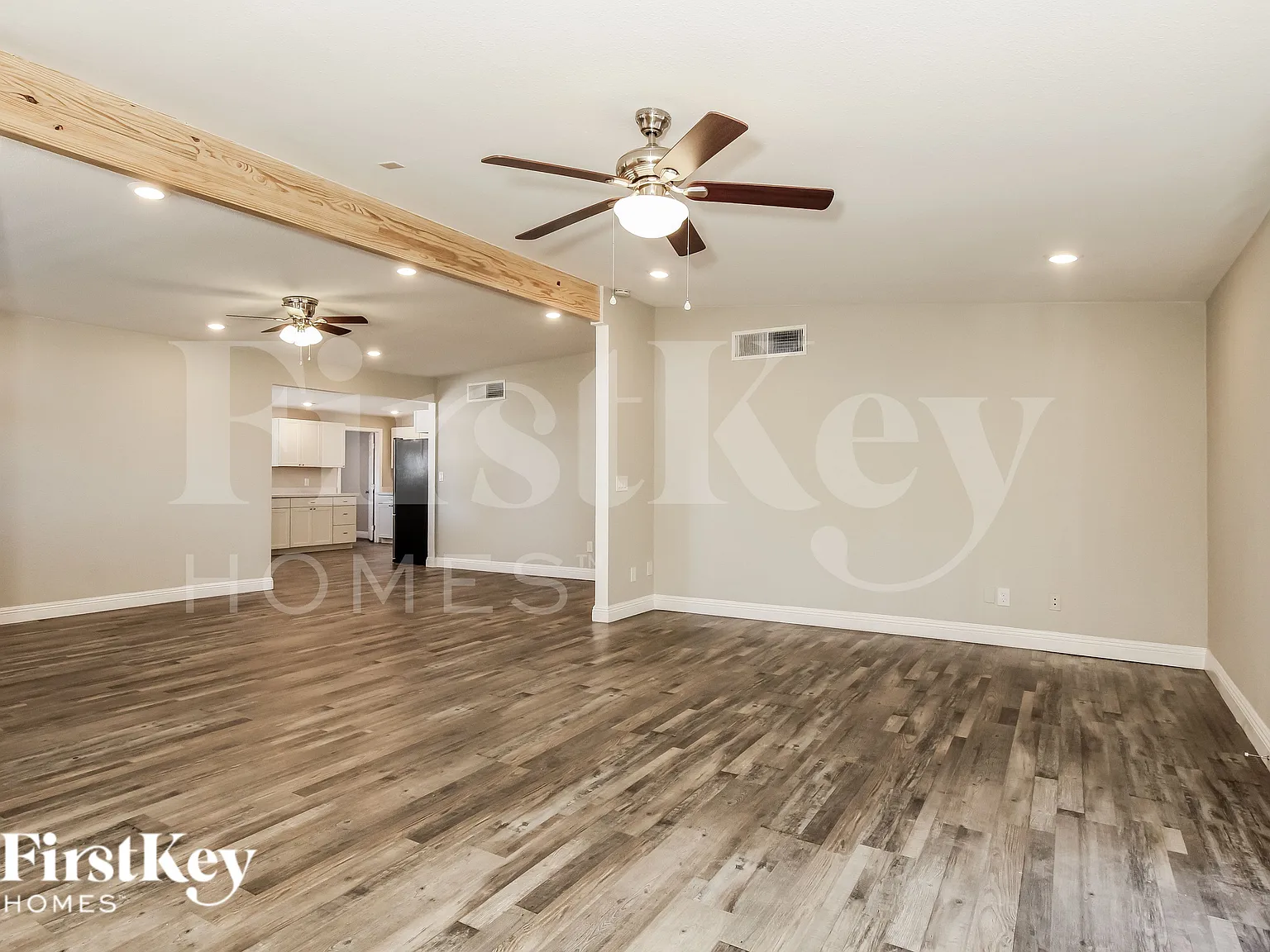 4 bed, 2.0 bath, 2046 sqft, $1,895 — Photo 4