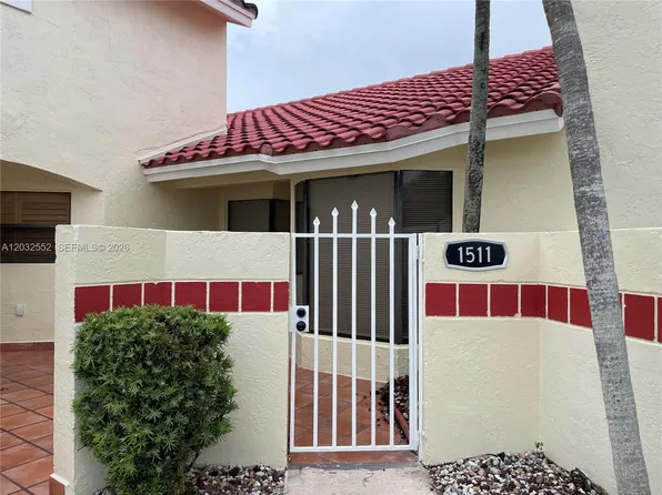 1511 San Remo Cir #1511, Homestead, FL 33035