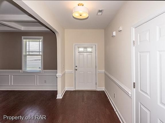 3rd image of 436 Stonebriar Ave