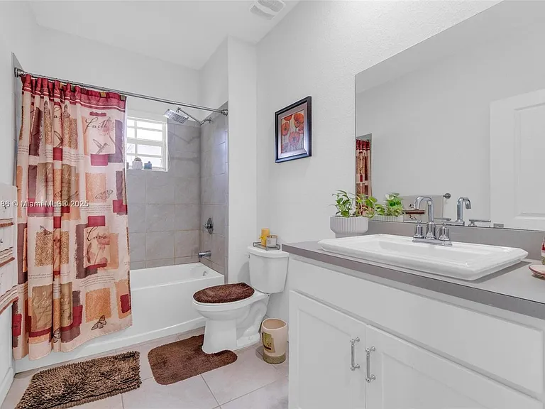 424 NE 4th Ave #424 — Photo 30