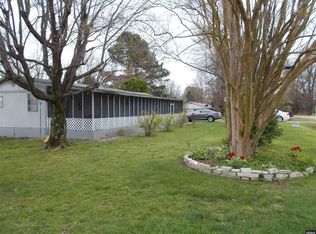 4382 Section Line Rd, Union City, TN 38261