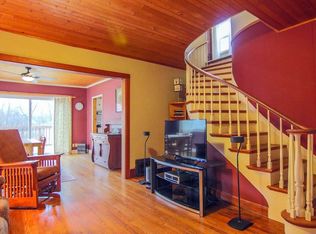 302 Stoughton Rd, Edgerton, WI 53534