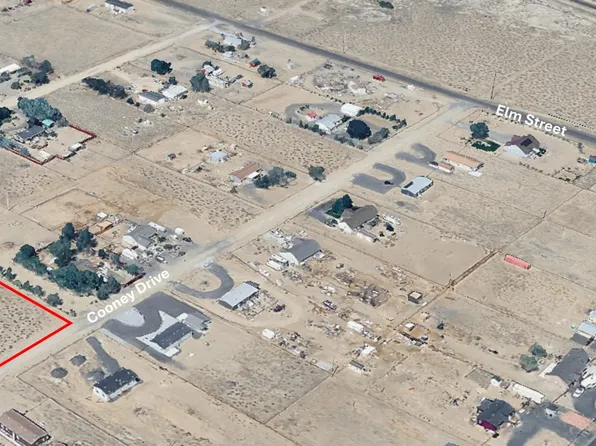 1210 Cooney Dr, Silver Springs, NV 89429