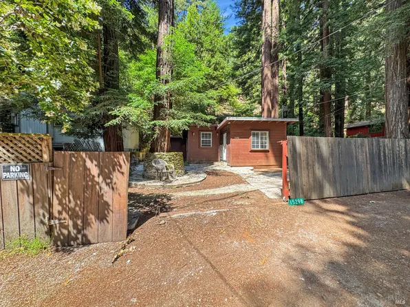 15298 Willow Road, Guerneville, CA 95446