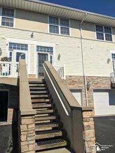 511 Mackinaw Trl, Luna Pier, MI, 48157