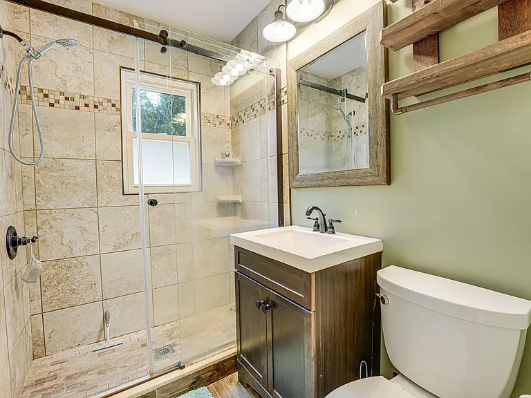 6714 Amherst Rd — Photo 16