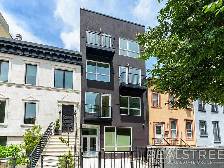1469 Dean St #4R — Photo 6