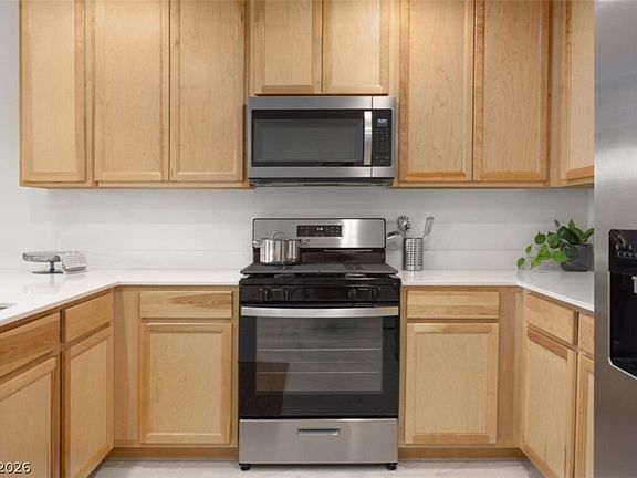 4th image of 9274 Innot Ave