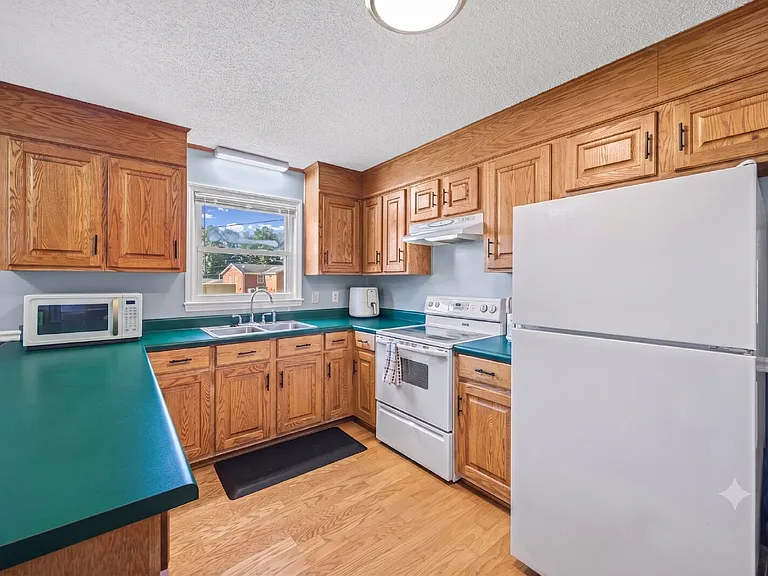 324 Bright Ave — Photo 5