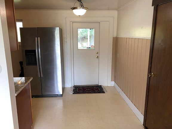 4th image of 23203 53rd Ave W
