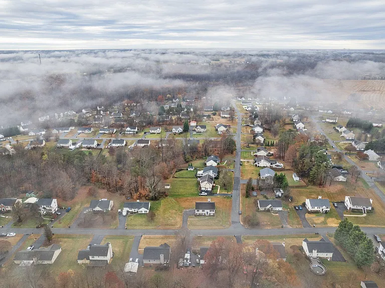 6818 Salem Quarter Rd — Photo 45