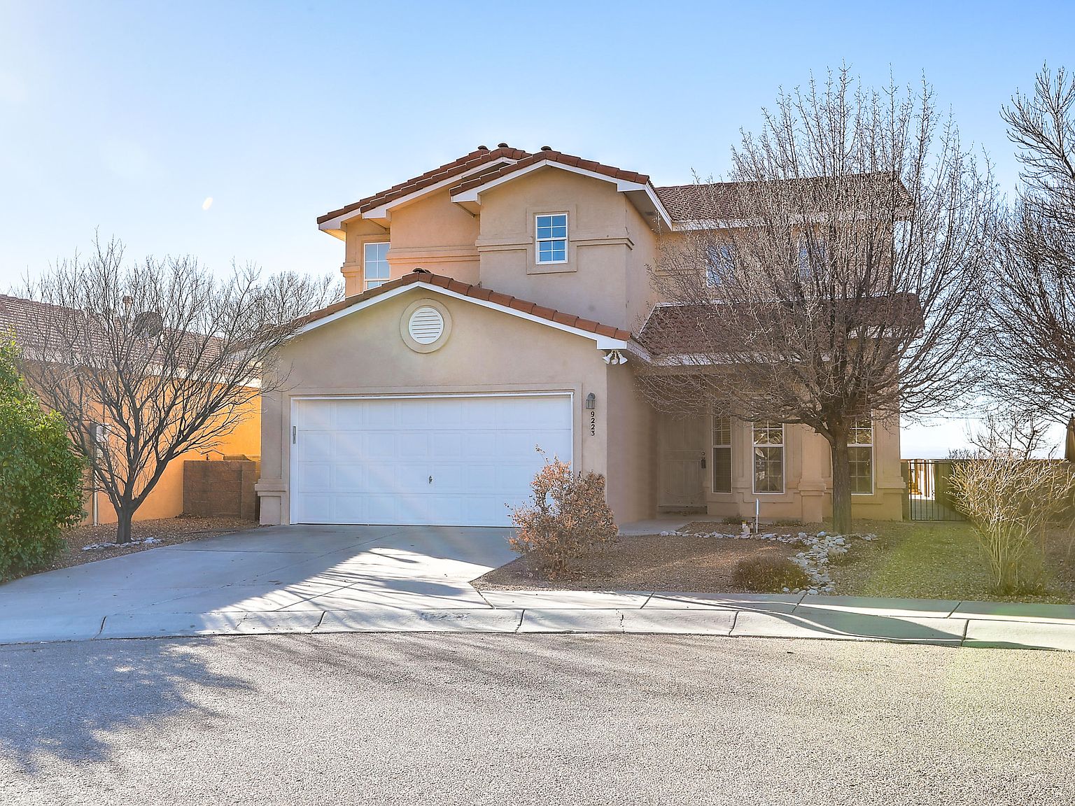 9223 Silverwood Dr Ne Albuquerque Nm 87113 Zillow