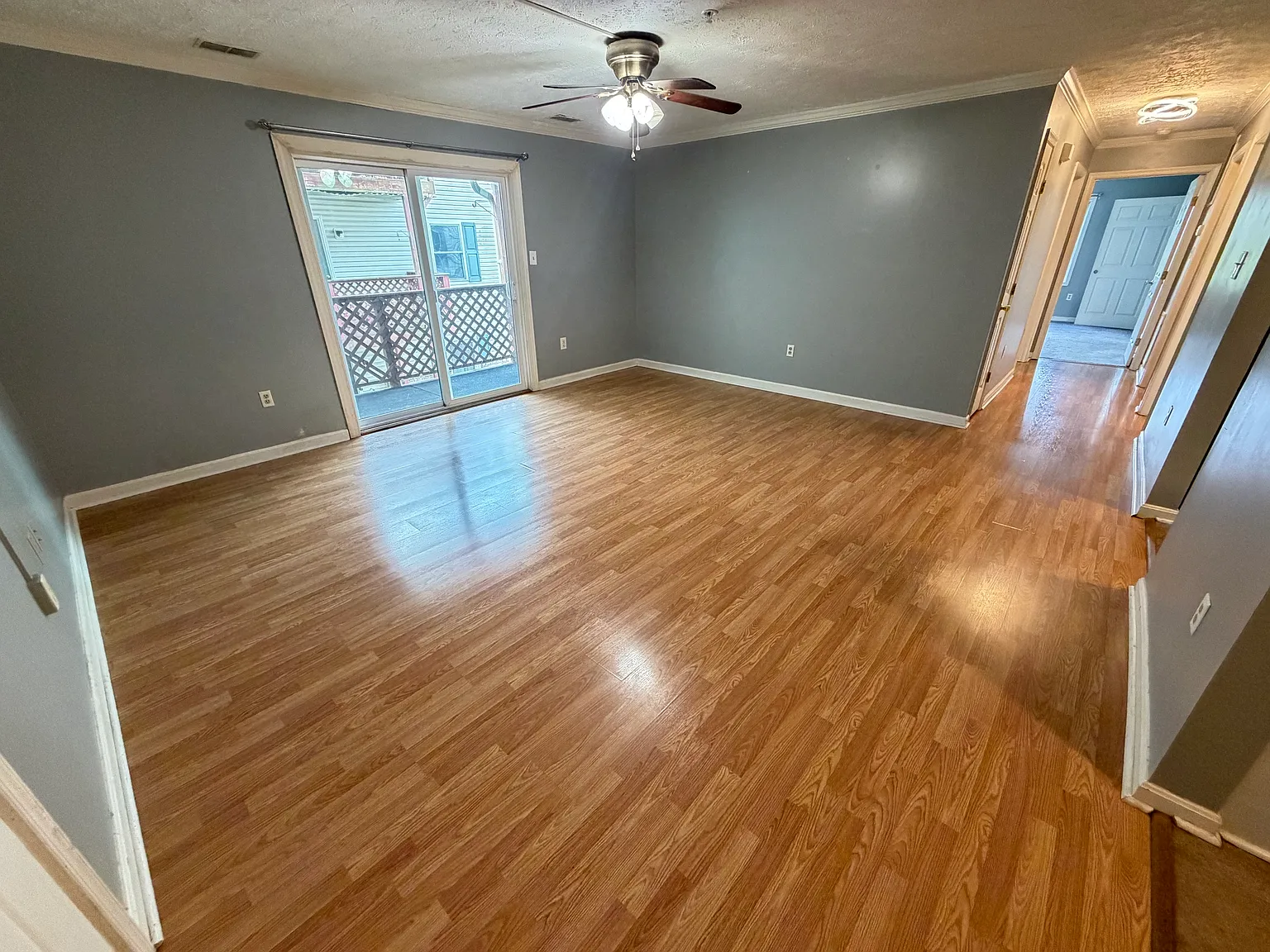2 bed, 1195 sqft, $1,495 — Photo 2