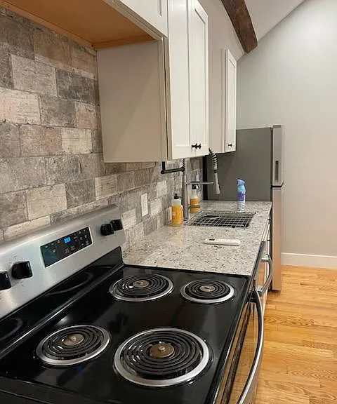 72 Main St #8 — Photo 9