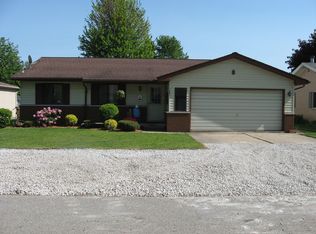 7285 Cardinal Rd, Algonac, MI 48001