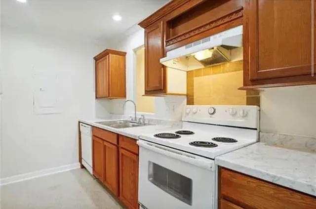 4217 N Johnson St — Photo 5