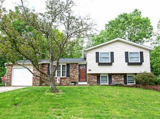 4641 Blackberry Ln, Batavia, OH 45103
