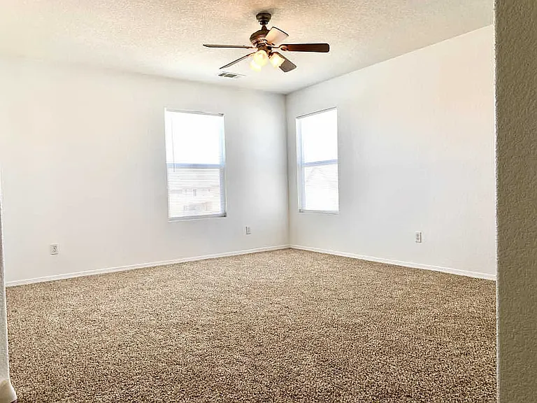 2nd upstairs living room