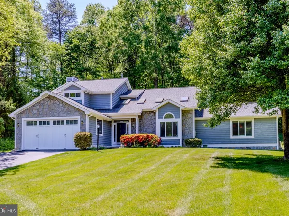 15410 Wicker Ct, Woodbridge, VA 22193