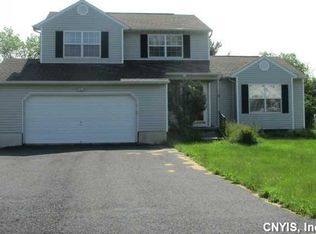 6430 Victory Dr, Auburn, NY 13021
