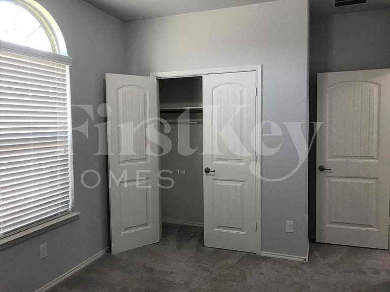 264 Callaghan Dr — Photo 14