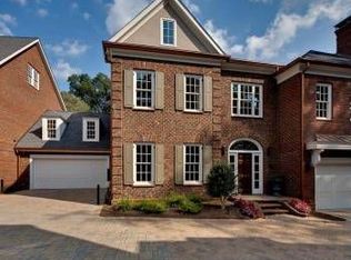 2023 Queens Rd W, Charlotte, NC 28207