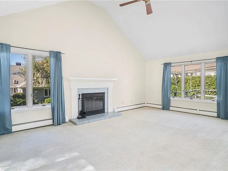 27 Tobin Ln — Photo 5
