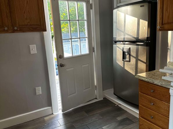 (undisclosed Address), Westbrook, ME 04092