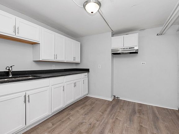 2nd image of 6734-6736 S Clyde Ave #G