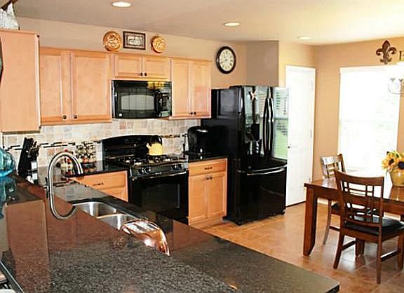 4th image of 7545 Birmingham Forest Dr