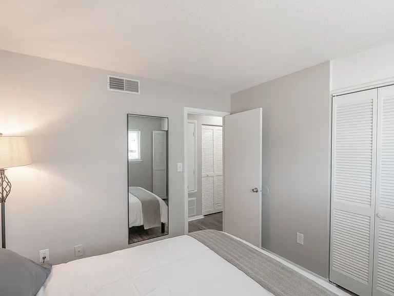 901 South Apartments Durham Downtown — Photo 17