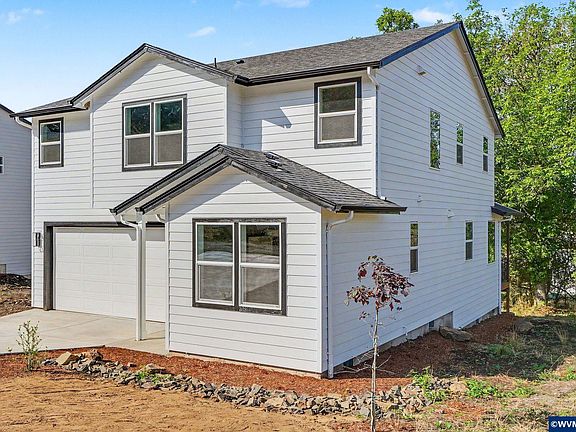 2nd image of 33005 Berlin Rd