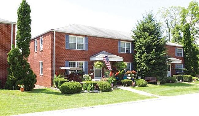 1st image of 7565 Elaine Dr