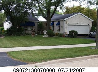 560 Tracy Ter, Des Plaines, IL