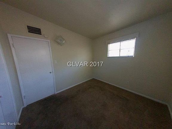 3rd image of 400 Stanford St