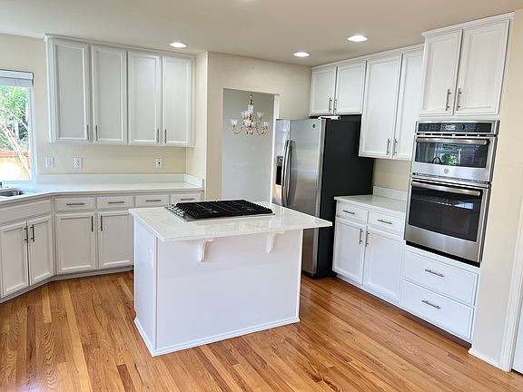 2nd image of 25126 SE 41st Dr