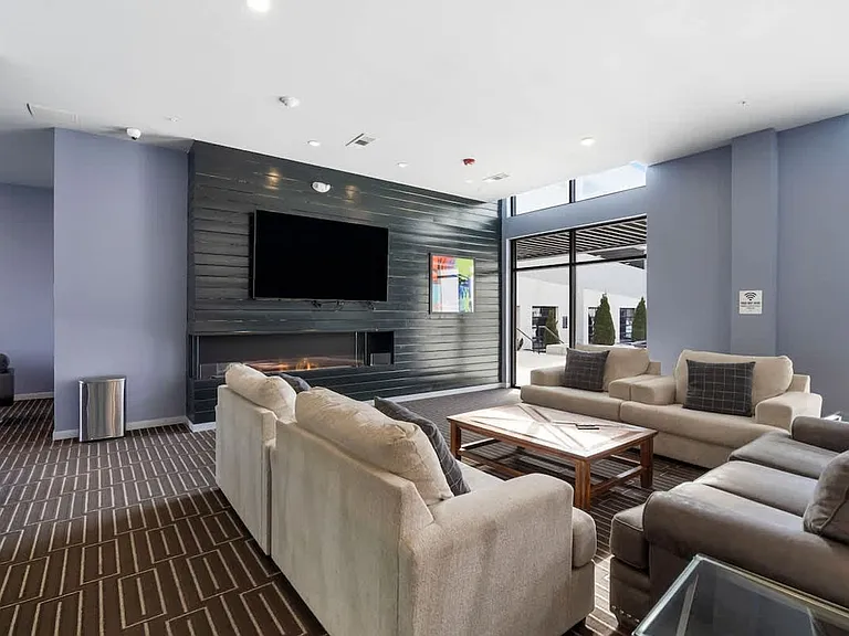 Building's Lounge