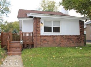302 W Bissell St, Bloomington, IL
